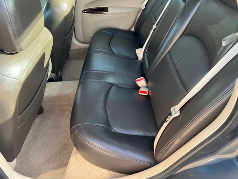 Used 2009 Buick LaCrosse CX FWD image 22