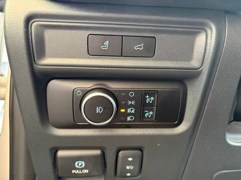 Used 2023 Ford Expedition Max Limited RWD image 22