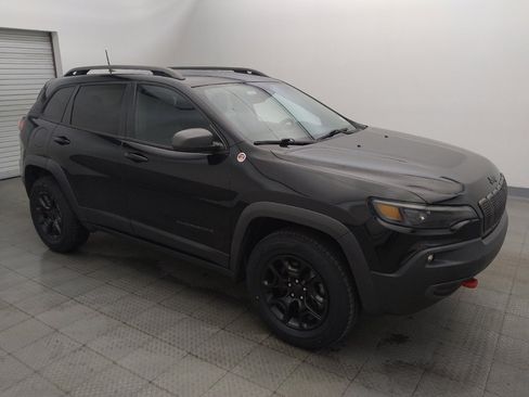 Used 2021 Jeep Cherokee Trailhawk w/ Comfort/Convenience Group AWD/4WD image 11