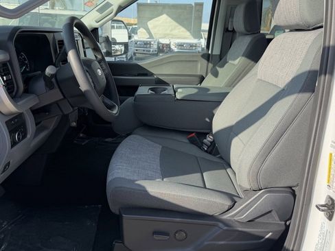 Used 2024 Ford F550 4x4 Regular Cab Super Duty w/ XLT Value Package image 15
