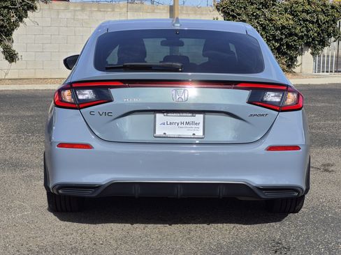 Used 2024 Honda Civic Sport image 6