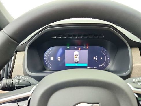 New 2026 Volvo XC90 B5 Plus image 24