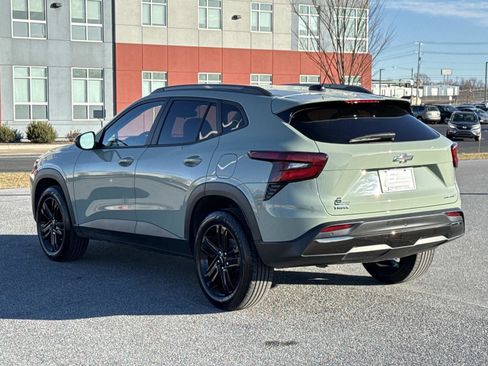 Used 2024 Chevrolet Trax ACTIV w/ Driver Confidence Package image 26