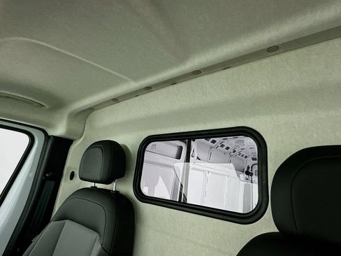 New 2026 RAM ProMaster 2500 w/ Convenience Group FWD image 14