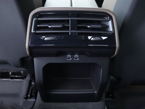 New 2027 BMW 530i RWD image 20