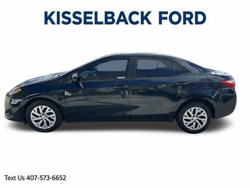 Used 2017 Toyota Corolla LE image 6