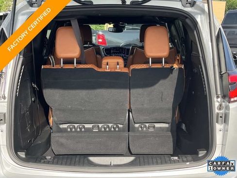 Used 2024 Chrysler Pacifica Pinnacle FWD image 23