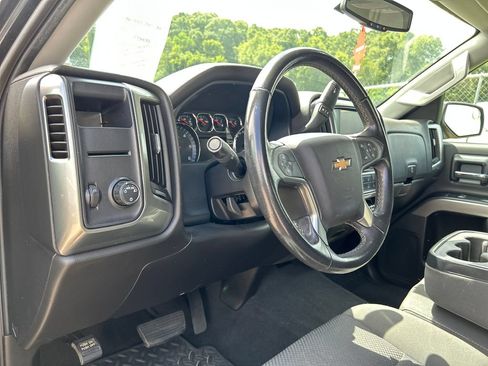 Used 2019 Chevrolet Silverado 1500 LT RWD image 10