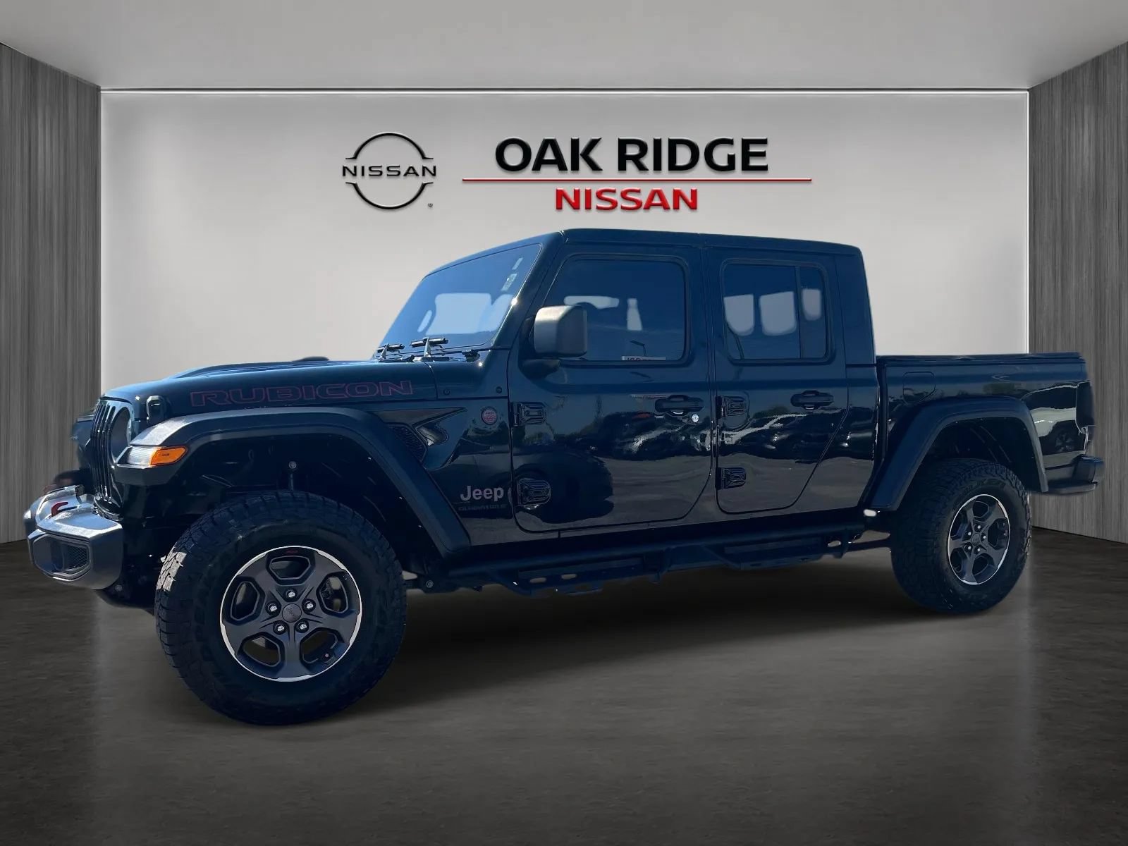 Used 2023 Jeep Gladiator Rubicon AWD/4WD image 6