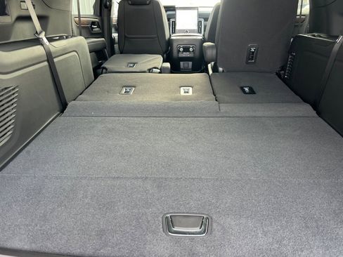New 2026 GMC Yukon XL Denali w/ Denali Reserve Package image 13