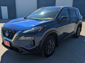 Used 2021 Nissan Rogue S AWD/4WD video 1