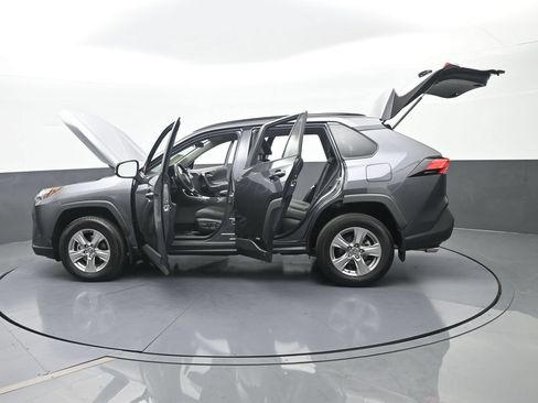 Used 2024 Toyota RAV4 XLE AWD/4WD image 67