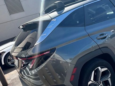 Used 2023 Hyundai Tucson SEL w/ Convenience Package image 2