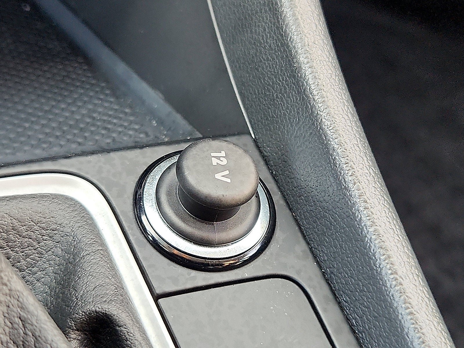 Certified 2023 Volkswagen Jetta S FWD image 24