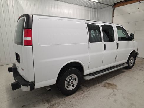 Used 2024 GMC Savana 2500 Work Van w/ Driver Convenience Package image 10