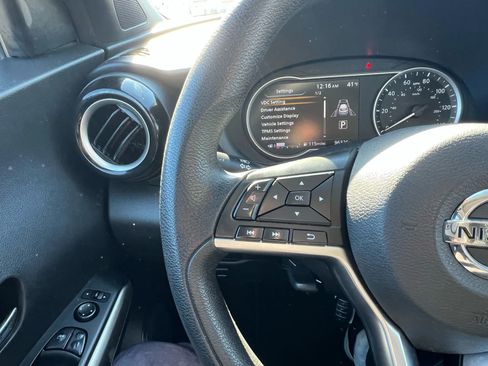 Used 2020 Nissan Kicks SV FWD image 13