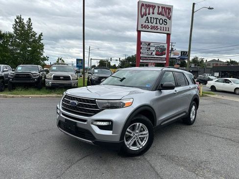 Used 2020 Ford Explorer XLT w/ Equipment Group 202A AWD/4WD image 1