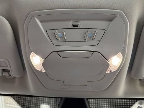 Used 2019 Ford Escape Titanium AWD/4WD image 22