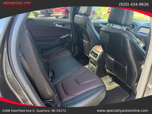 Used 2020 Ford Edge Titanium w/ Equipment Group 301A AWD/4WD image 23