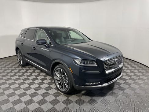 Used 2023 Lincoln Nautilus Reserve w/ Equipment Group 202A image 7