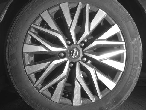 Used 2025 Nissan Altima 2.5 SV image 14