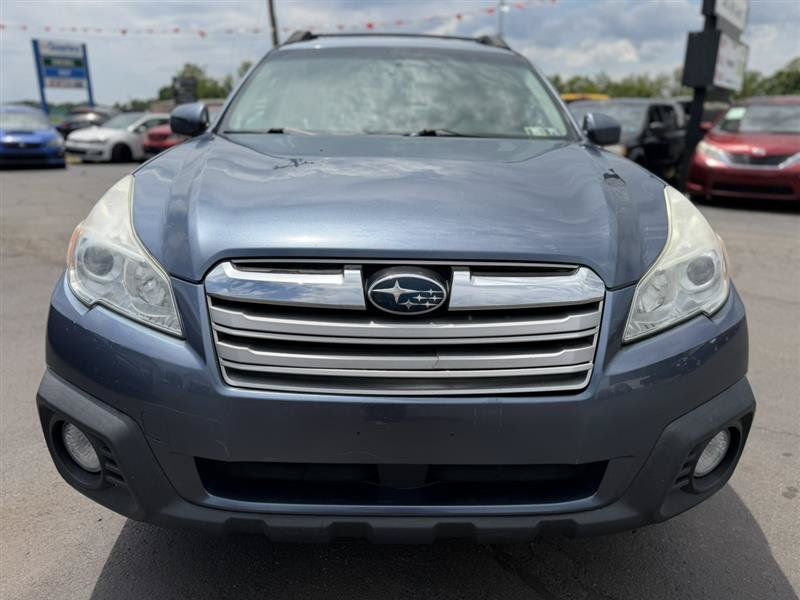 Used 2013 Subaru Outback 2.5i Premium w/ All-Weather Pkg AWD/4WD image 10