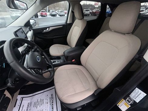 Used 2021 Ford Escape SE w/ Convenience Package image 17