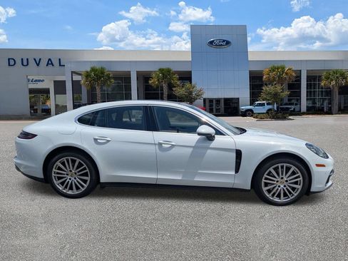 Used 2017 Porsche Panamera 4S AWD/4WD image 3