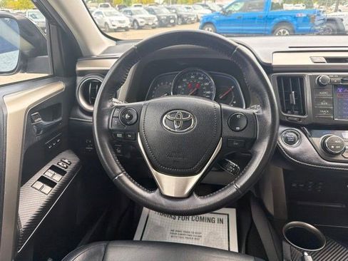 Used 2013 Toyota RAV4 Limited AWD/4WD image 25