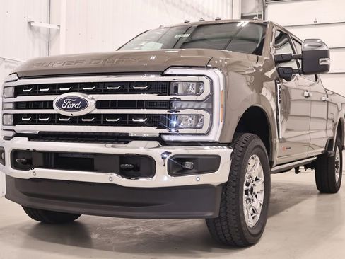 New 2026 Ford F350 Lariat AWD/4WD image 5