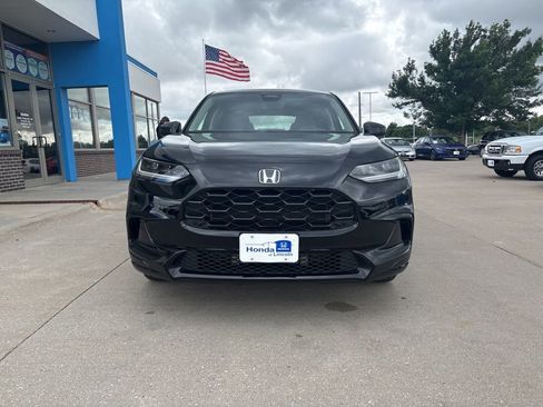 Used 2025 Honda HR-V EX-L image 2