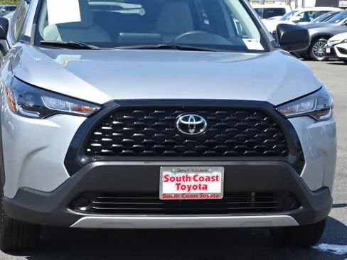Certified 2024 Toyota Corolla Cross L FWD image 4