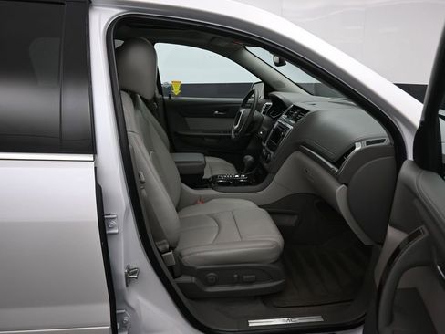 Used 2017 GMC Acadia Limited SLT AWD/4WD image 42