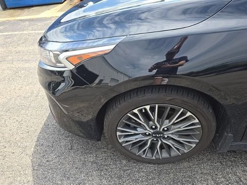 Used 2023 Kia Forte GT-Line w/ GT-Line Premium Package FWD image 10