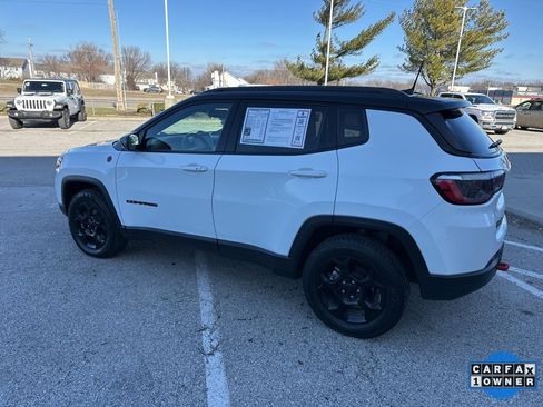 Used 2023 Jeep Compass Trailhawk image 18