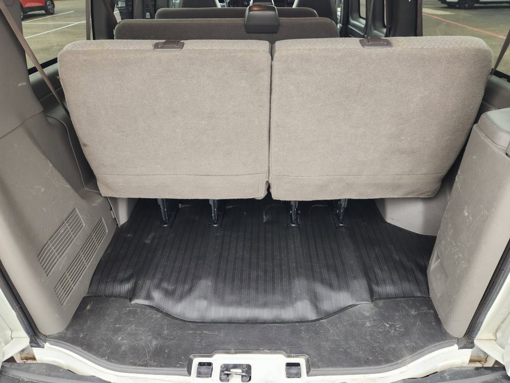 Used 2025 Chevrolet Express 2500 LT w/ LT Preferred Equipment Group RWD image 30