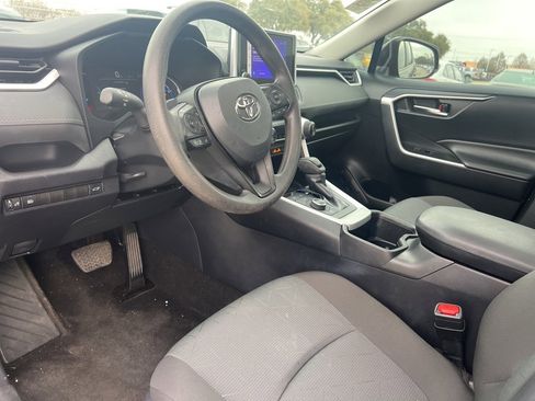 Used 2024 Toyota RAV4 XLE image 9
