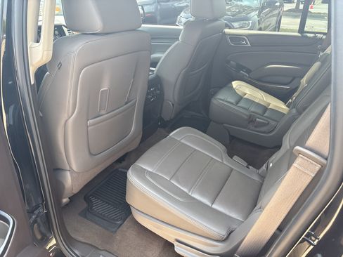 Used 2015 GMC Yukon Denali w/ Touring Package AWD/4WD image 12