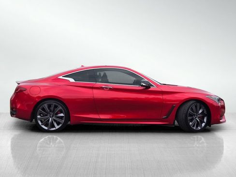 Used 2022 INFINITI Q60 Red Sport 400 w/ Carbon Fiber Package RWD image 3