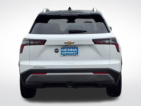 New 2026 Chevrolet Equinox LT FWD image 5
