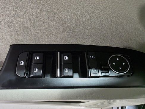 Used 2021 Kia Soul LX image 19