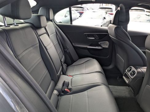 Used 2023 Mercedes-Benz C 300 Sedan image 16