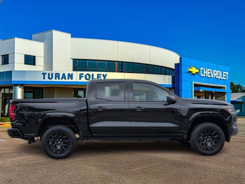 New 2026 Chevrolet Colorado W/T w/ WT Custom Package RWD image 7