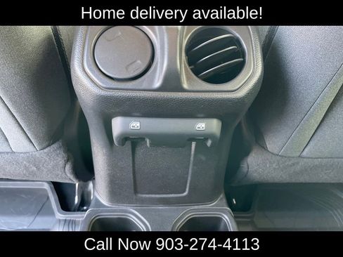 Used 2024 Jeep Wrangler Sport S image 27