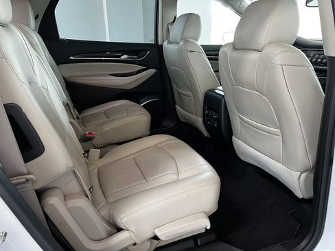 Used 2019 Buick Enclave Premium w/ Experience Buick Package AWD/4WD image 28