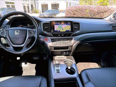Used 2023 Honda Ridgeline RTL-E image 16