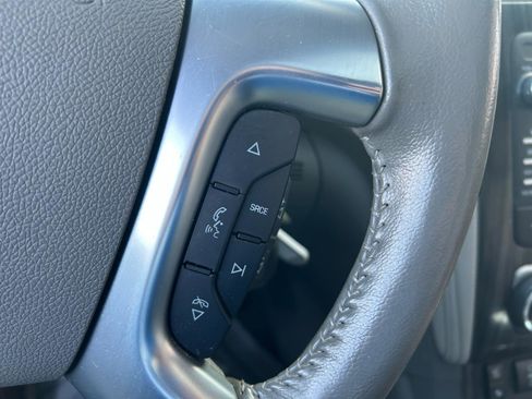 Used 2014 Chevrolet Traverse LTZ w/ LPO, 'HIT The Road' Package image 22