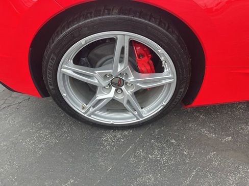 Used 2023 Chevrolet Corvette Stingray Premium Cpe w/ Z51 Performance Package RWD image 22
