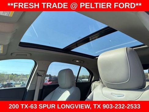 Used 2019 Cadillac XT4 Luxury w/ Cold Weather Package image 16