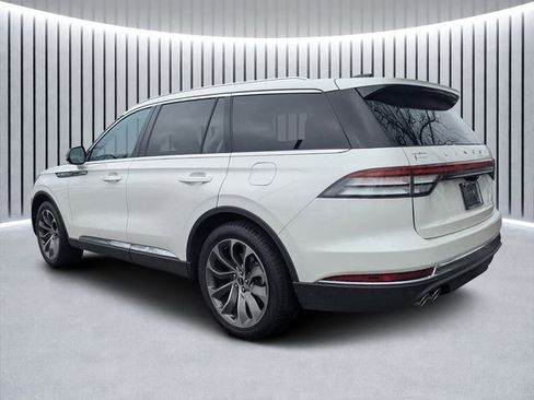 New 2025 Lincoln Aviator Reserve w/ Luxury Package image 5
